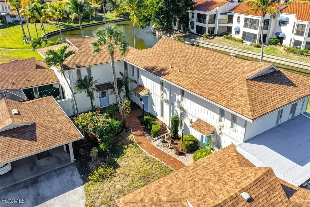 4265 Island Circle Fort Myers FL 33919