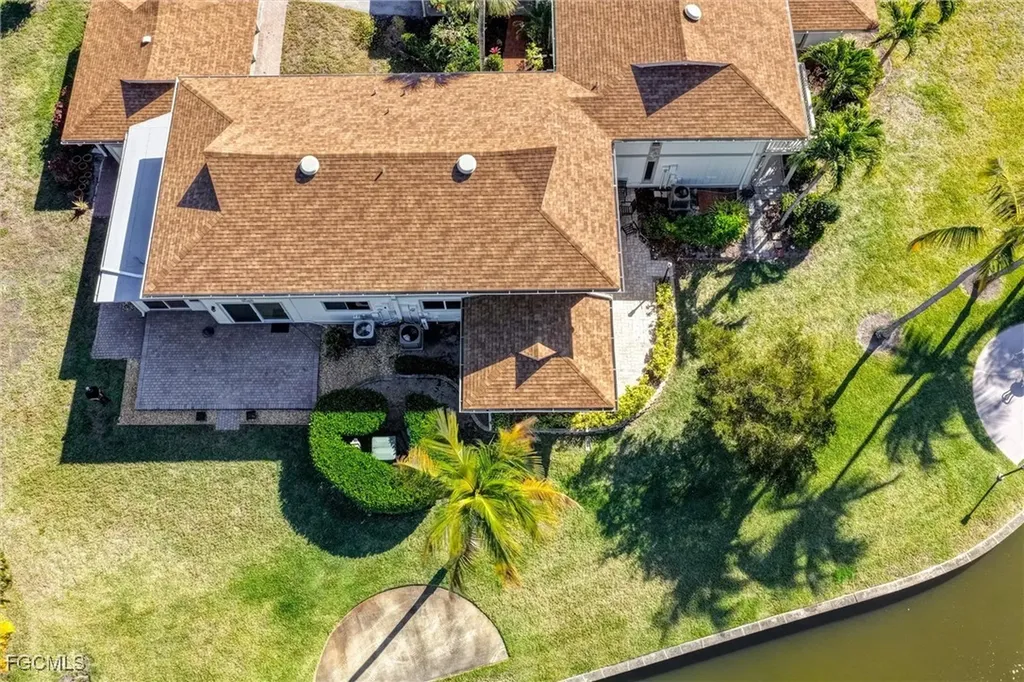 4265 Island Circle Fort Myers FL 33919