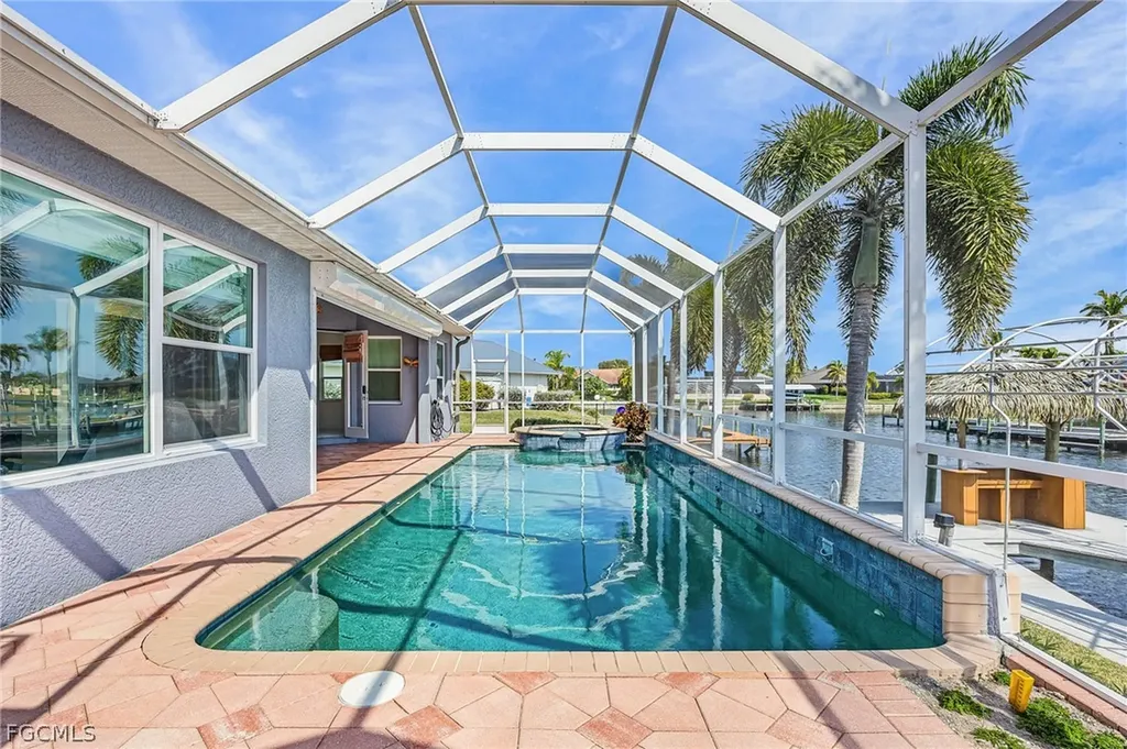 4103 SW 28th Avenue Cape Coral FL 33914
