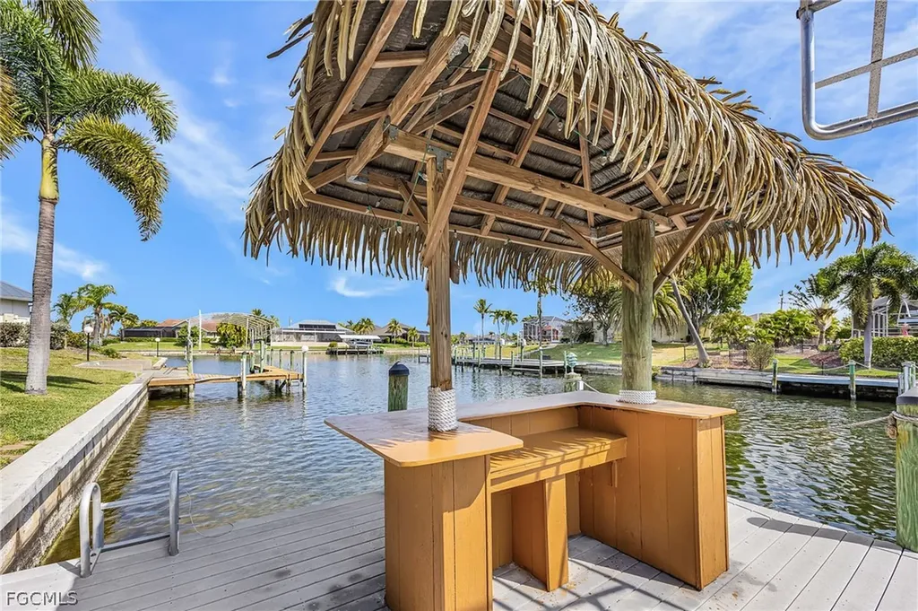 4103 SW 28th Avenue Cape Coral FL 33914