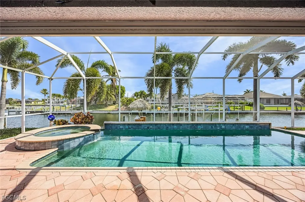 4103 SW 28th Avenue Cape Coral FL 33914