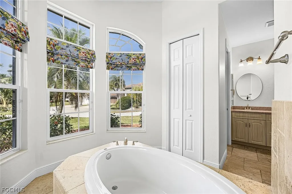 4103 SW 28th Avenue Cape Coral FL 33914