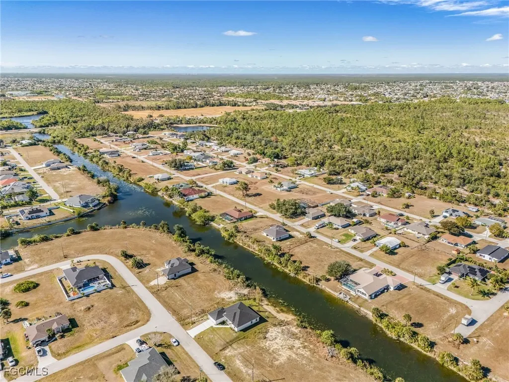 2003 NE 27th Street Cape Coral FL 33909