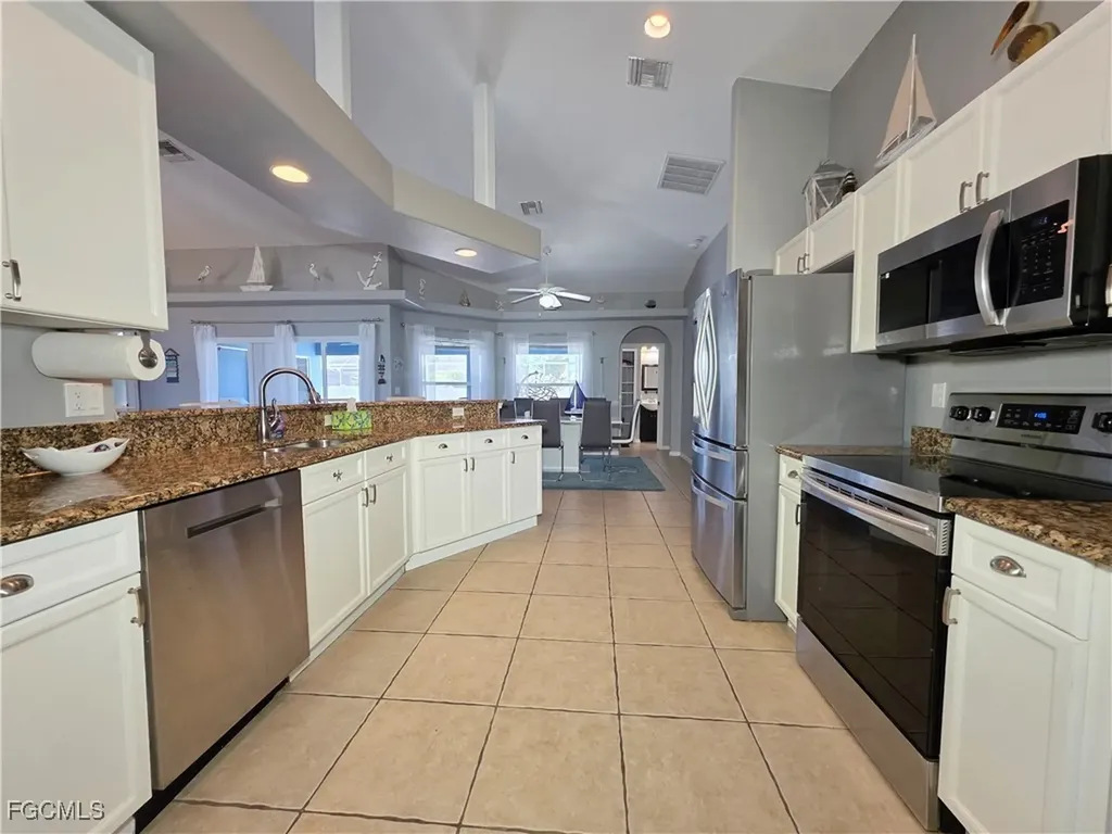 2844 NW 6th Street Cape Coral FL 33993