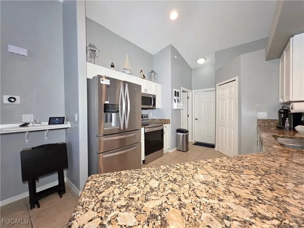 2844 NW 6th Street Cape Coral FL 33993