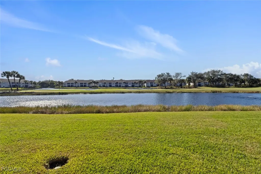 10230 Washingtonia Palm Way Fort Myers FL 33966