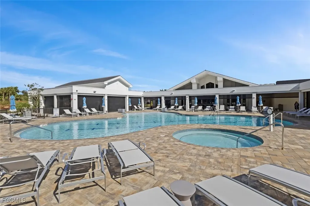 10230 Washingtonia Palm Way Fort Myers FL 33966