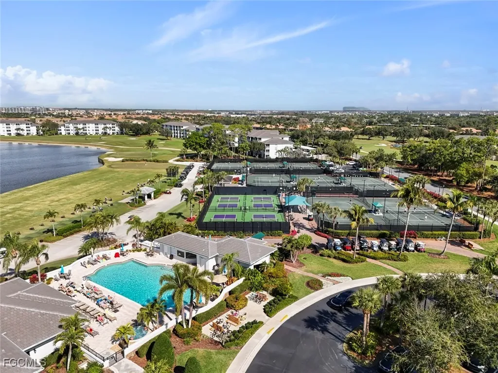 10230 Washingtonia Palm Way Fort Myers FL 33966