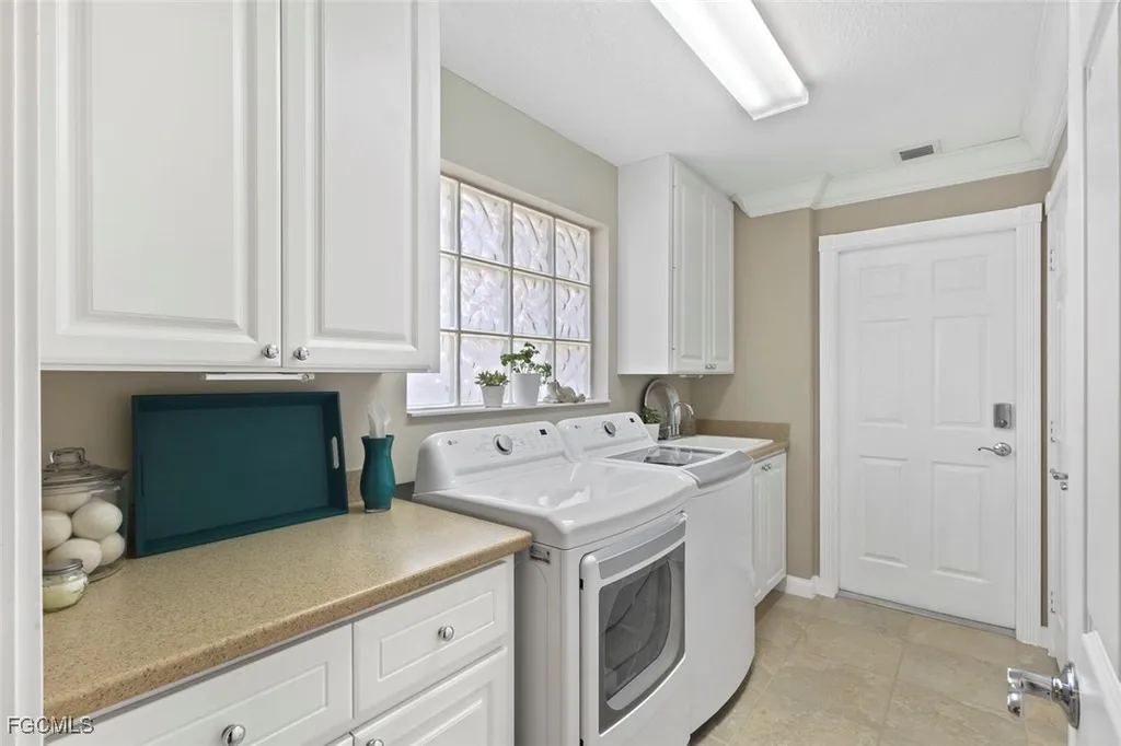 15413 Queen Angel Way Bonita Springs FL 34135