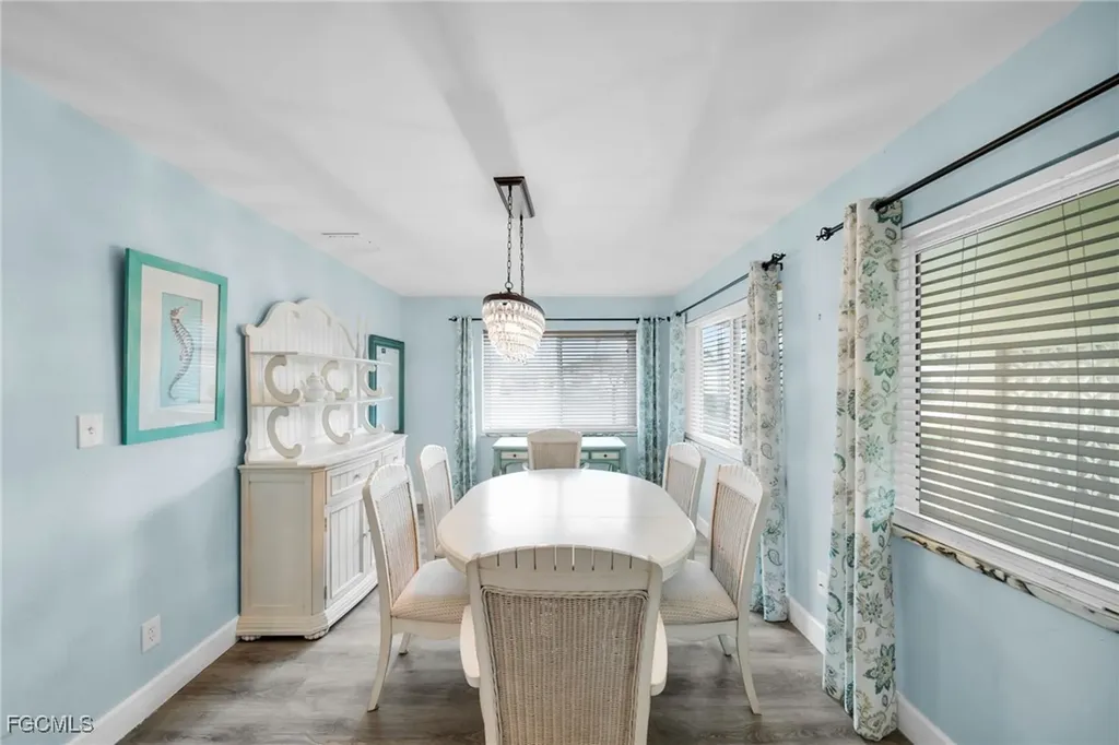 5208 Wilmington Court Cape Coral FL 33904