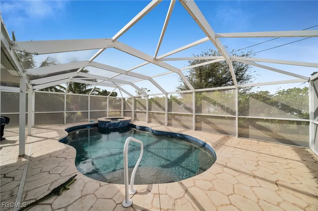5208 Wilmington Court Cape Coral FL 33904