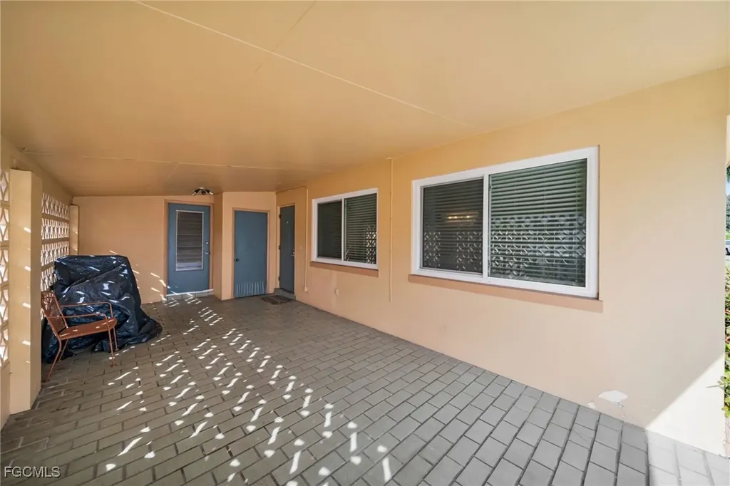 5208 Wilmington Court Cape Coral FL 33904