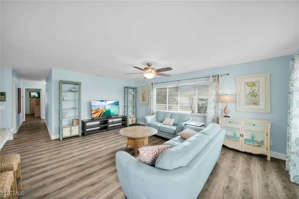 5208 Wilmington Court Cape Coral FL 33904