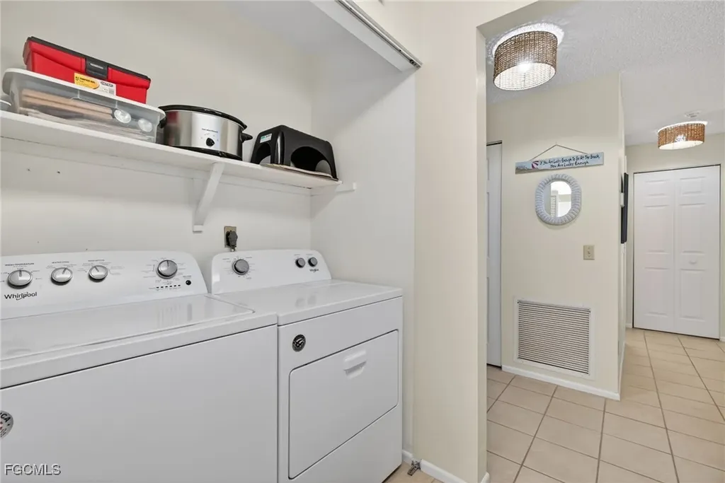 5117 Sea Bell Road Sanibel FL 33957