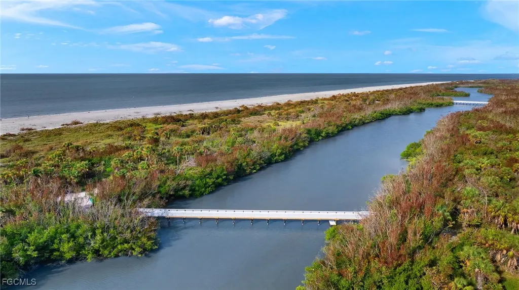 5117 Sea Bell Road Sanibel FL 33957