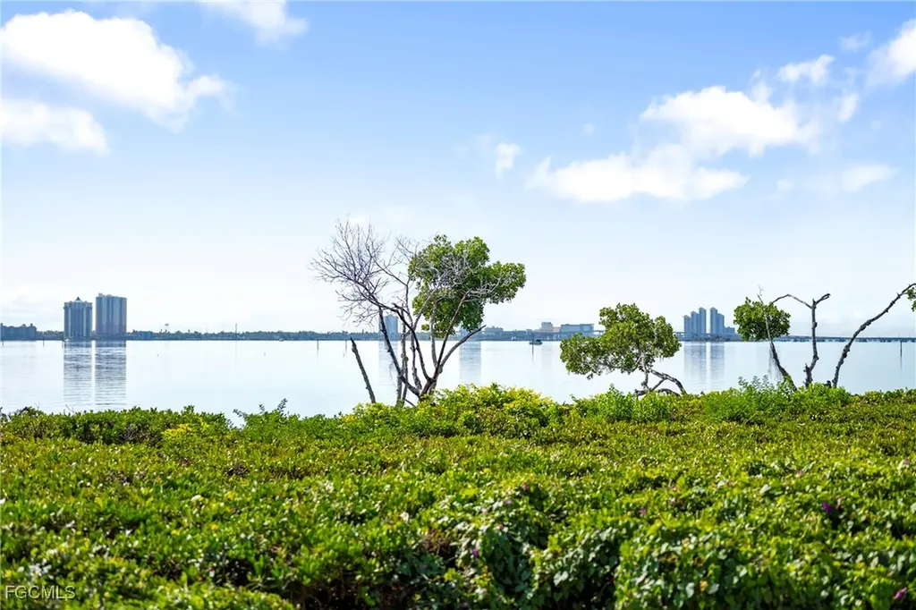 5546 Adam Drive North Fort Myers FL 33917