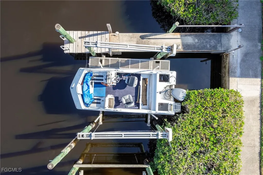 5546 Adam Drive North Fort Myers FL 33917