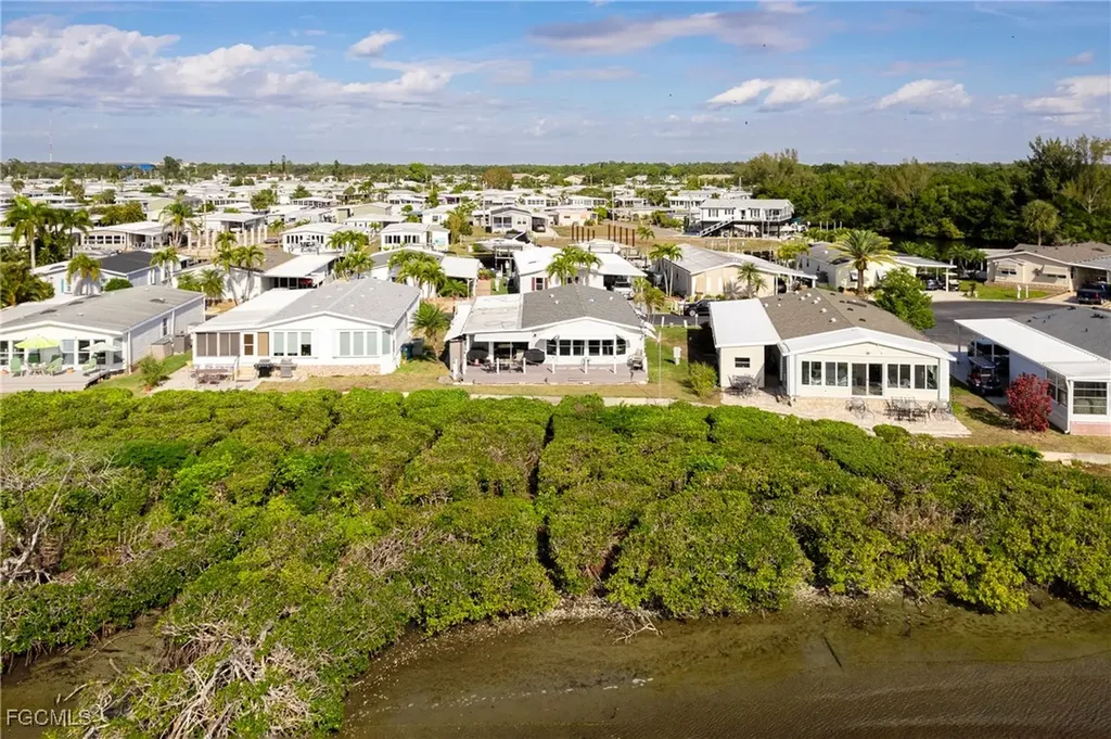 5546 Adam Drive North Fort Myers FL 33917