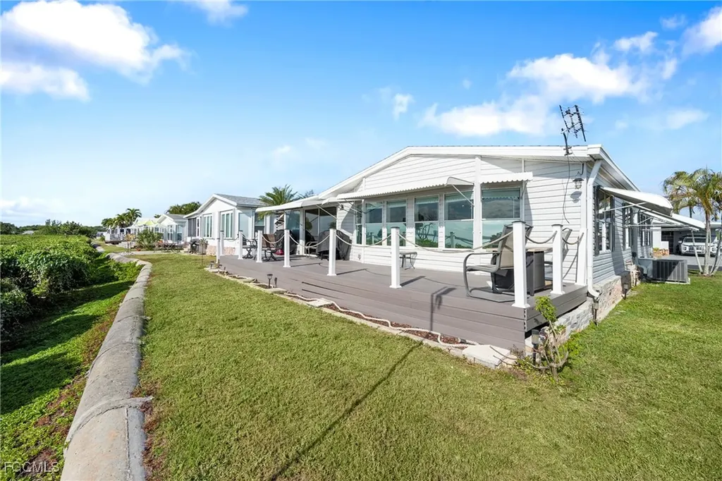 5546 Adam Drive North Fort Myers FL 33917