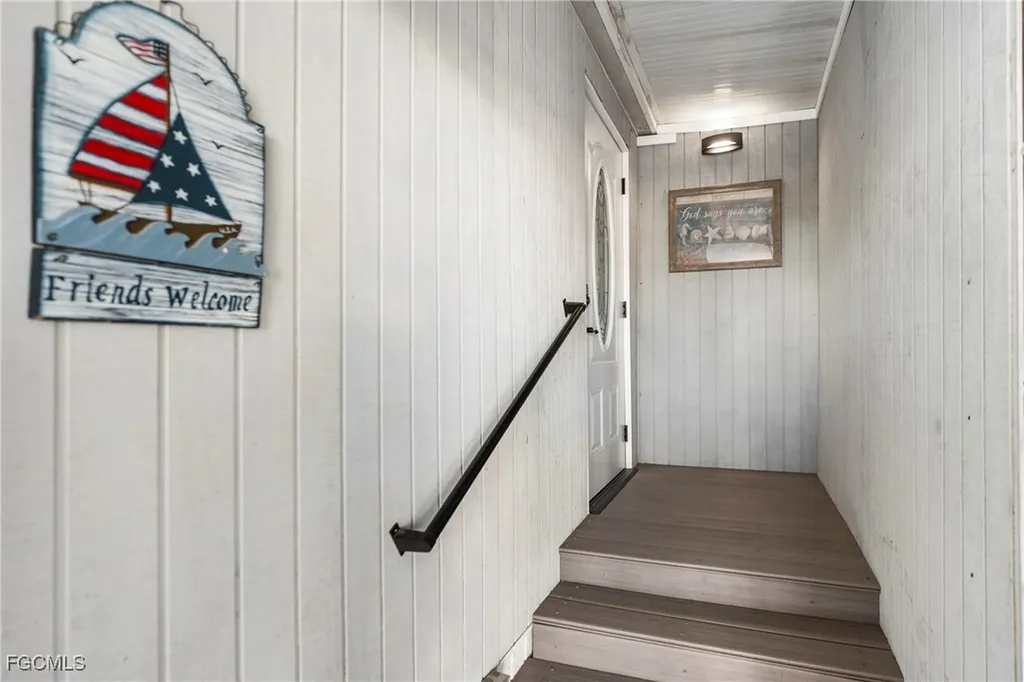 5546 Adam Drive North Fort Myers FL 33917