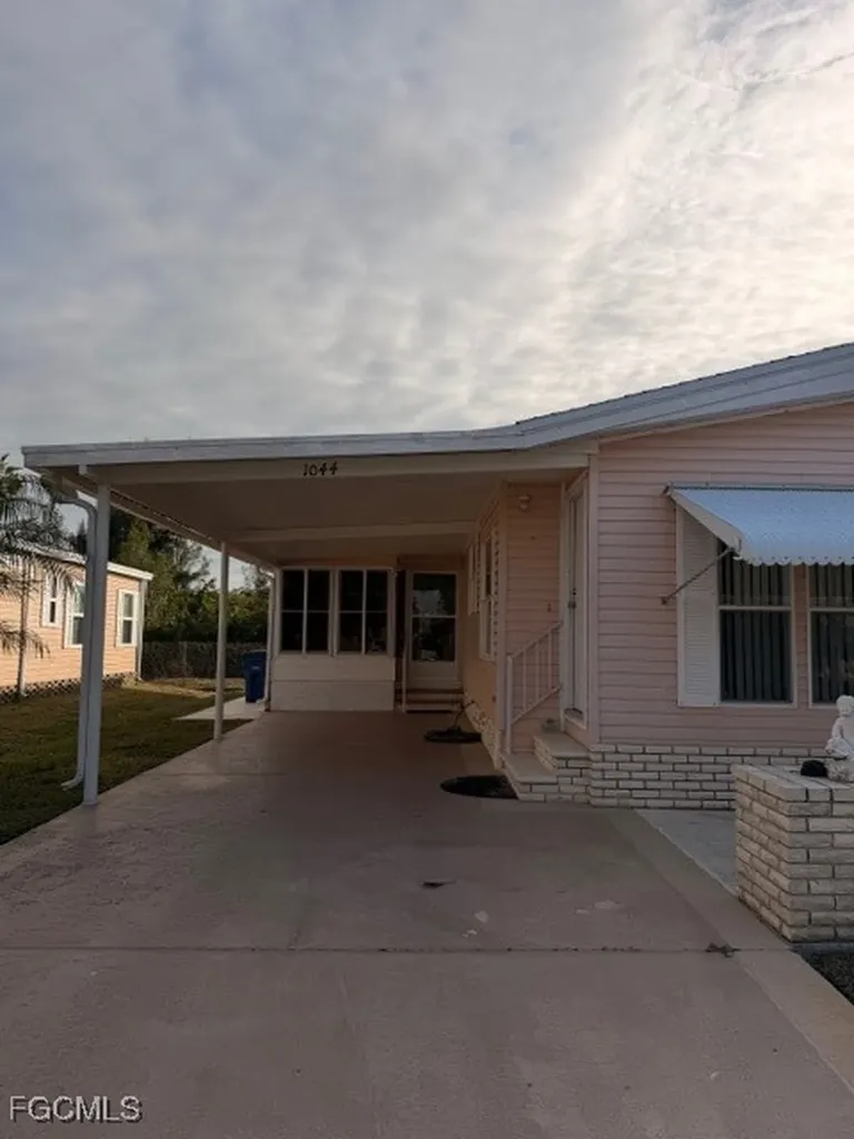 10445 Winchester Court Fort Myers FL 33908