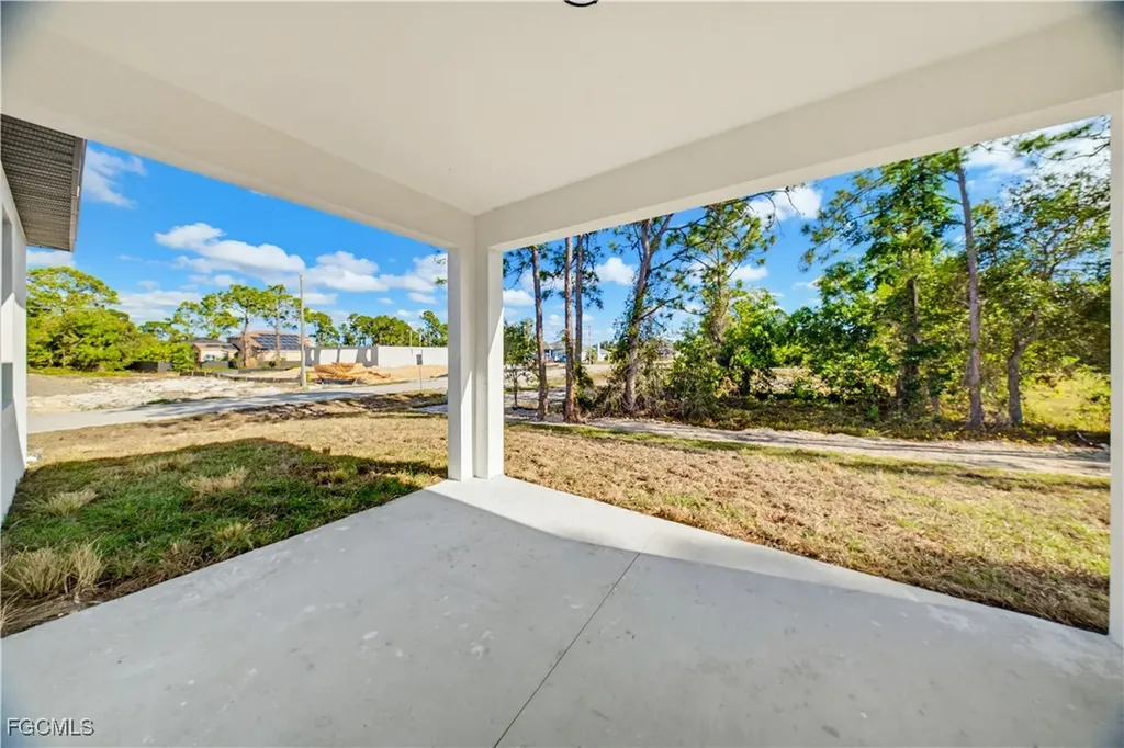 701-703 Homestead Road S Lehigh Acres FL 33974