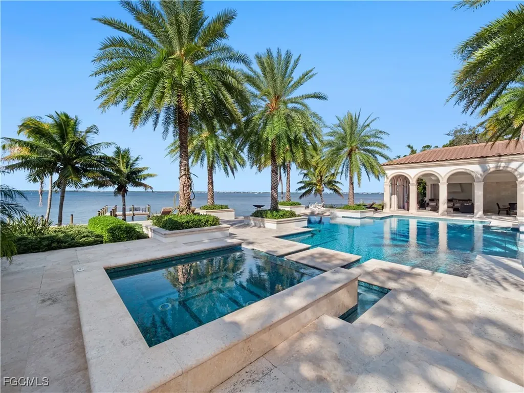 1240 Coconut Drive Fort Myers FL 33901