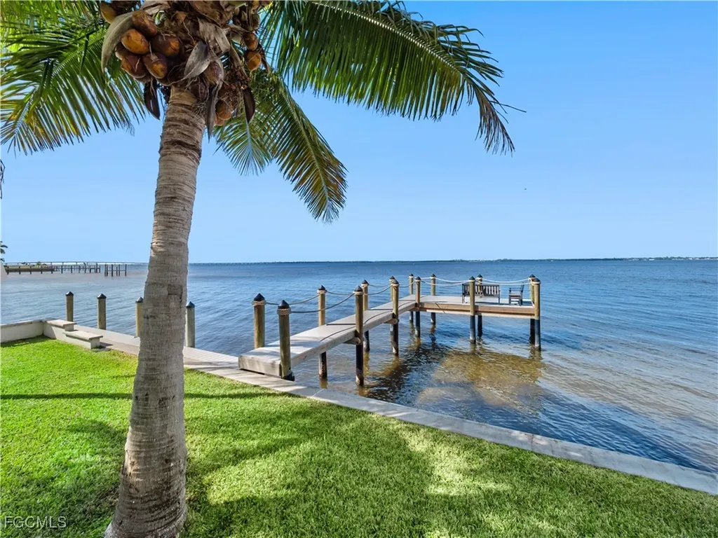 1240 Coconut Drive Fort Myers FL 33901