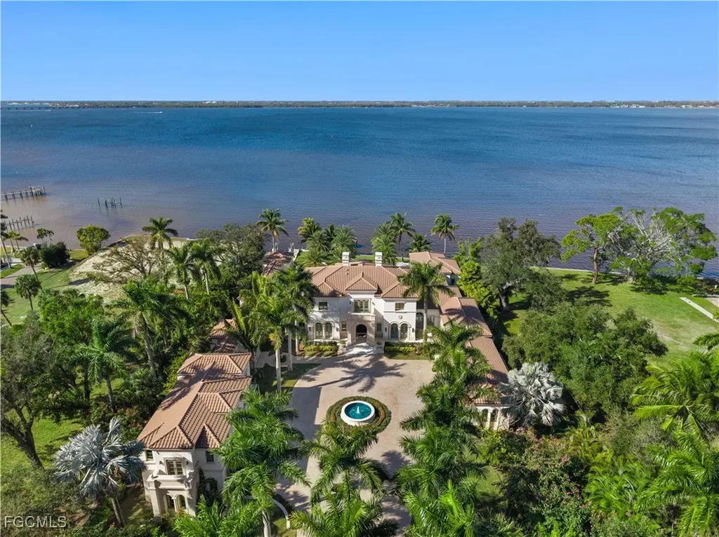 1240 Coconut Drive Fort Myers FL 33901