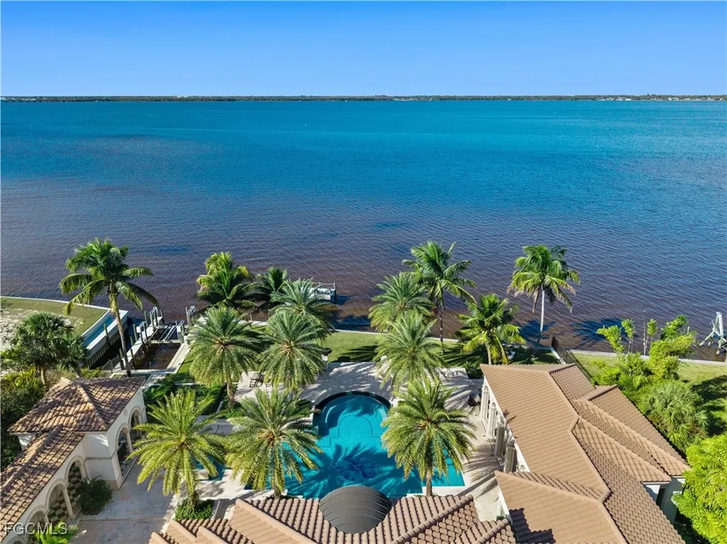 1240 Coconut Drive Fort Myers FL 33901