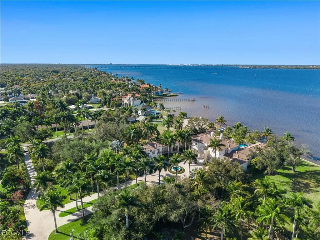 1240 Coconut Drive Fort Myers FL 33901