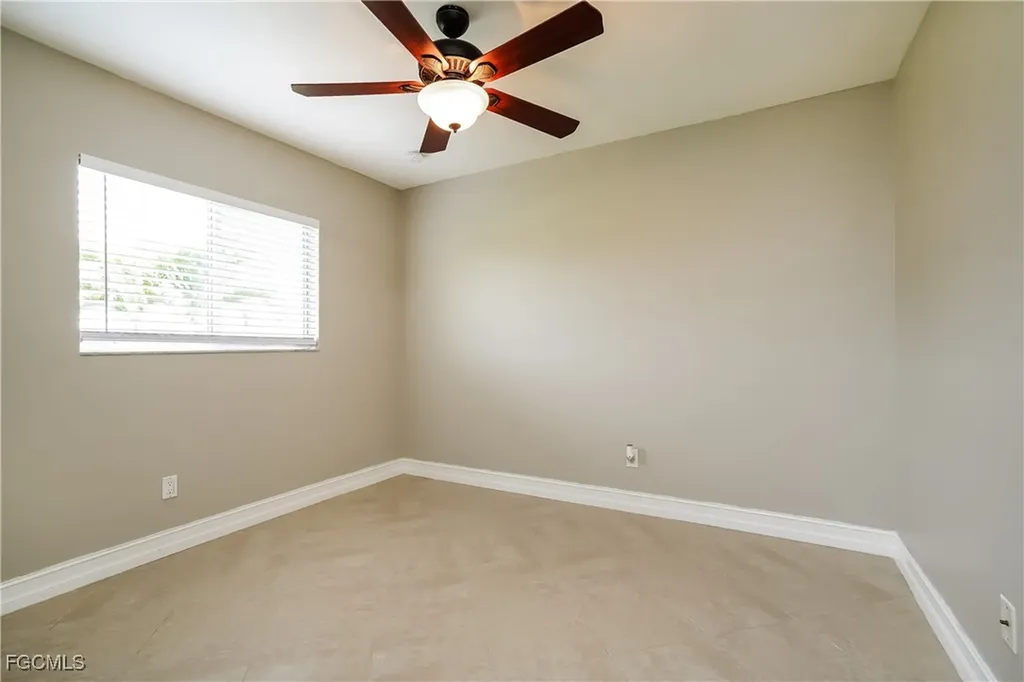 229 NE 7th Place Cape Coral FL 33909
