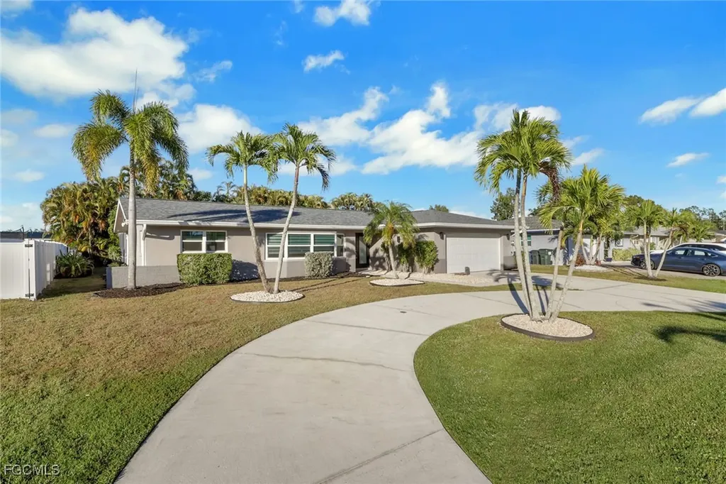 1653 S Fountainhead Road Fort Myers FL 33919