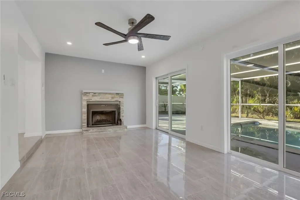 1653 S Fountainhead Road Fort Myers FL 33919