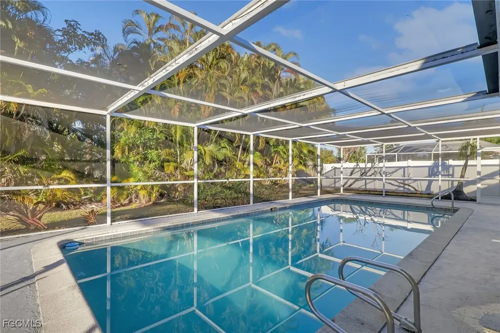 1653 S Fountainhead Road Fort Myers FL 33919