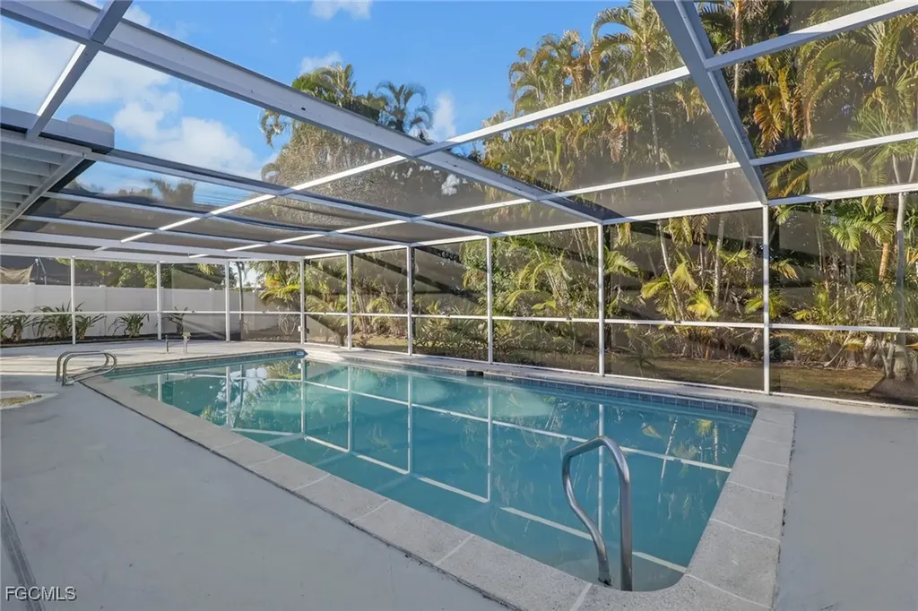 1653 S Fountainhead Road Fort Myers FL 33919