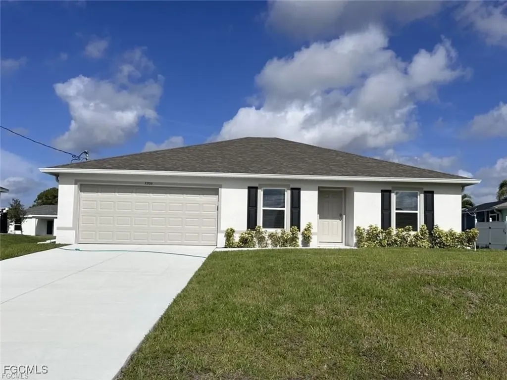 3206 NE 14th Place Cape Coral FL 33993