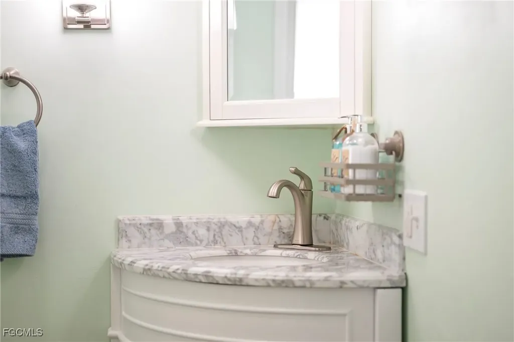 204 Harvest Lane North Fort Myers FL 33917