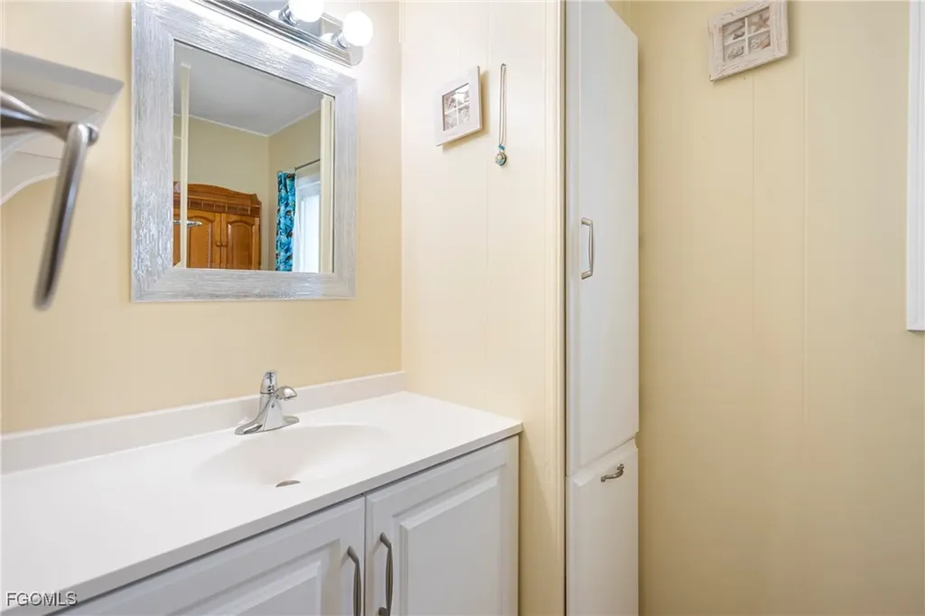 204 Harvest Lane North Fort Myers FL 33917