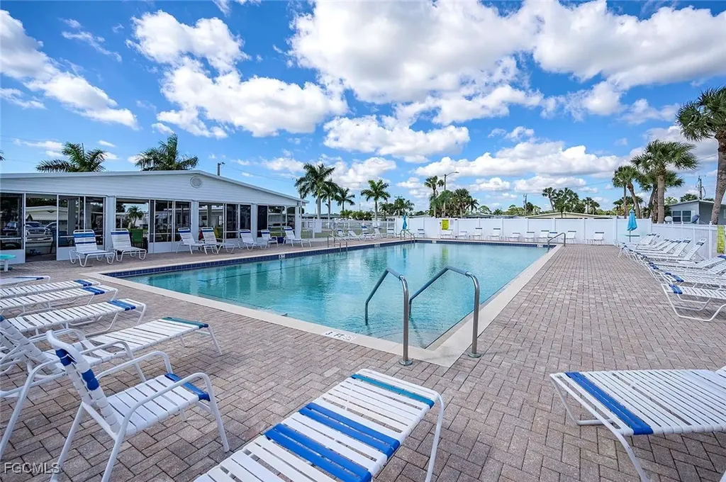 204 Harvest Lane North Fort Myers FL 33917