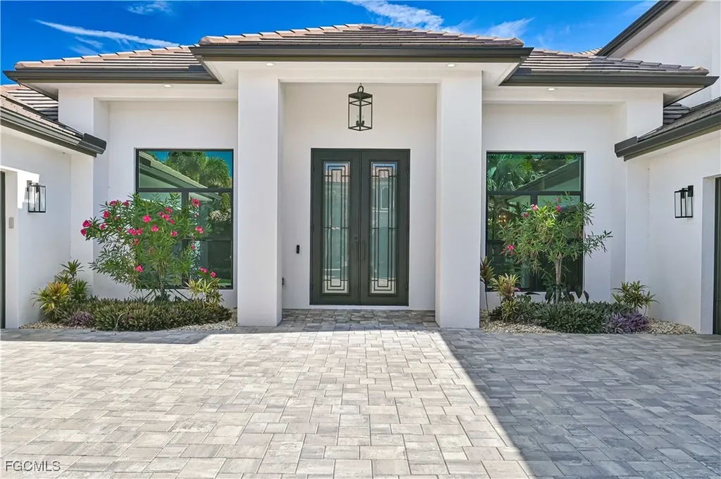 6087 Tarpon Estates Boulevard Cape Coral FL 33914