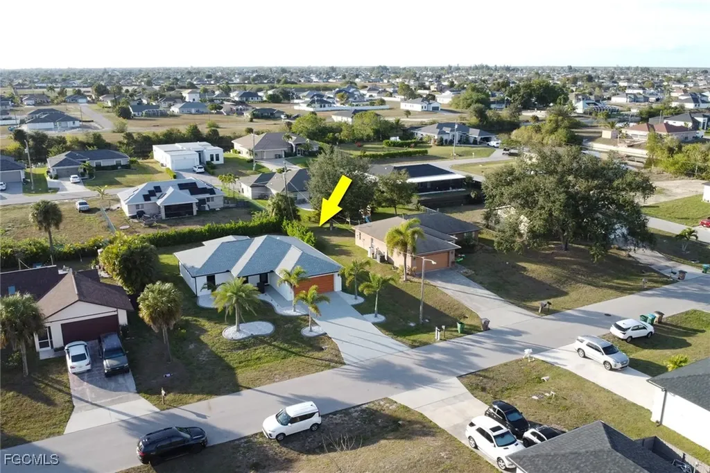 1110 NE 6th Place Cape Coral FL 33909
