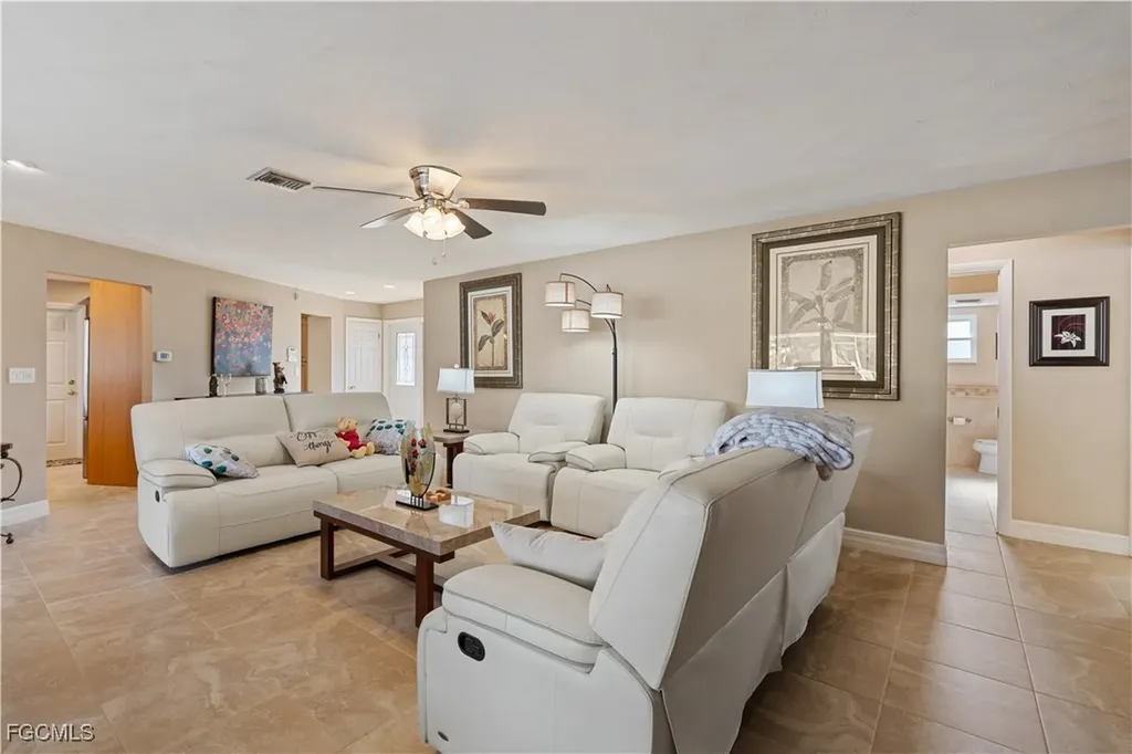 1011 S Town And River Drive Fort Myers FL 33919