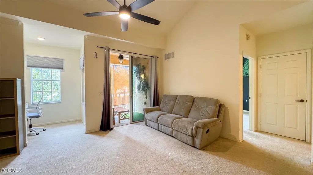 1757 Concordia Lake Circle Cape Coral FL 33909