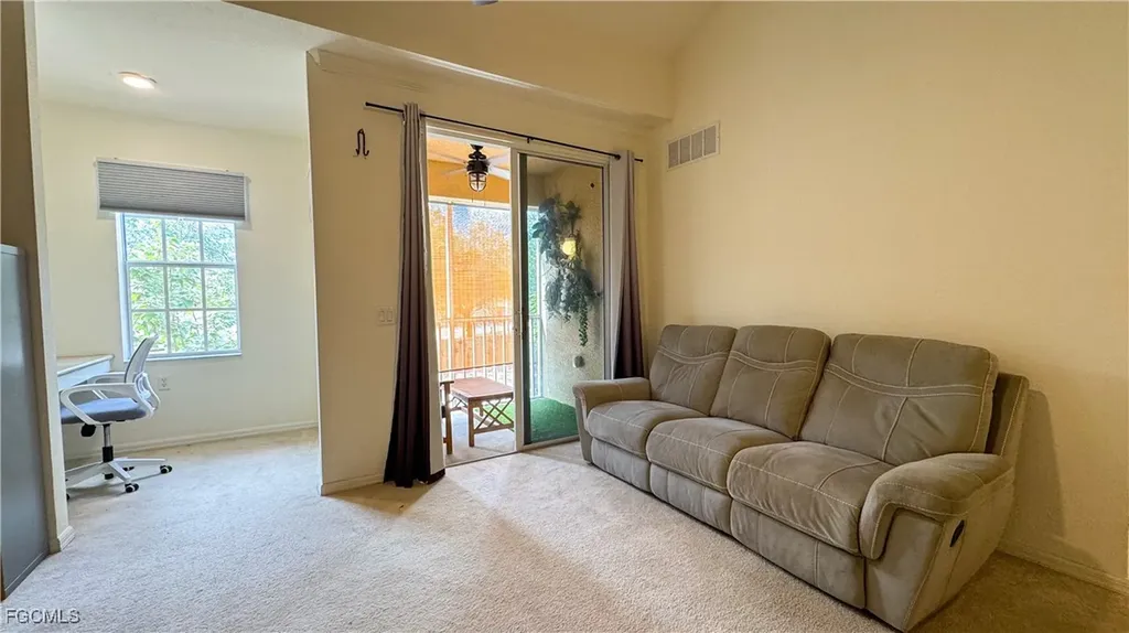 1757 Concordia Lake Circle Cape Coral FL 33909
