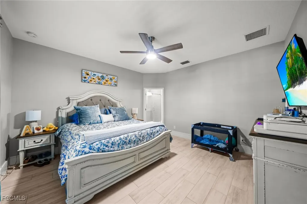 1221 SW 27th Street Cape Coral FL 33914
