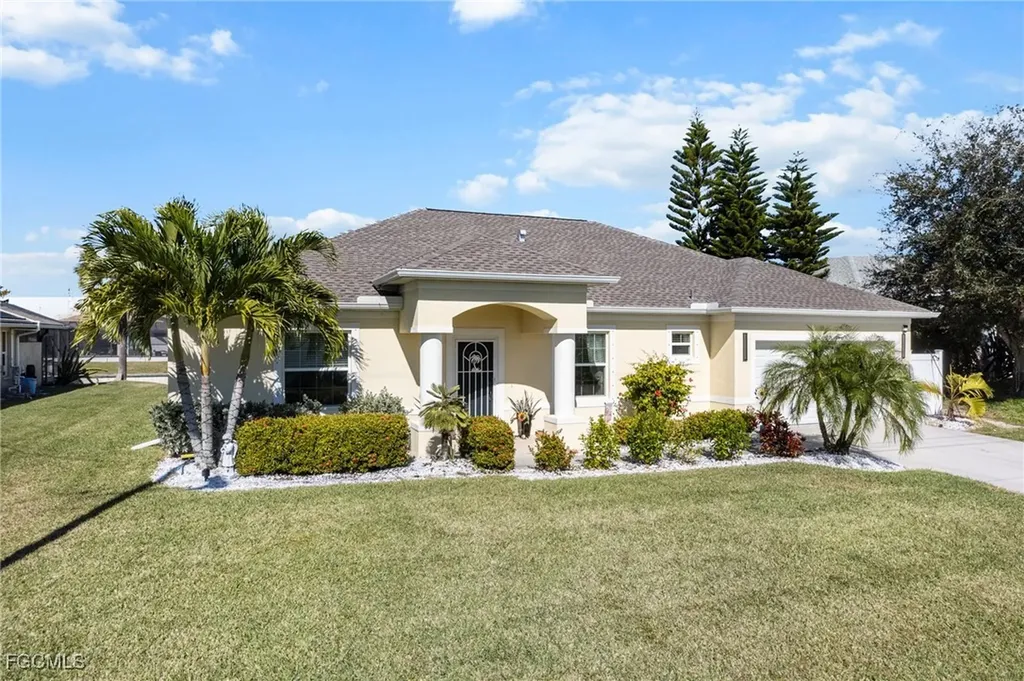 1221 SW 27th Street Cape Coral FL 33914