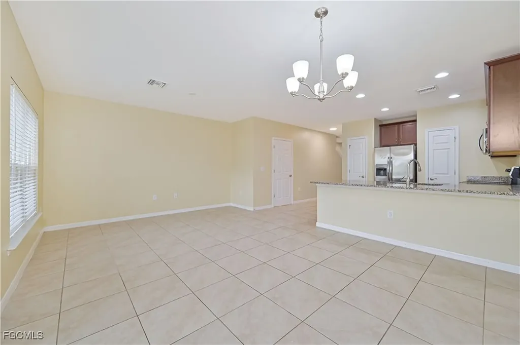 3739 Crofton Court Fort Myers FL 33916