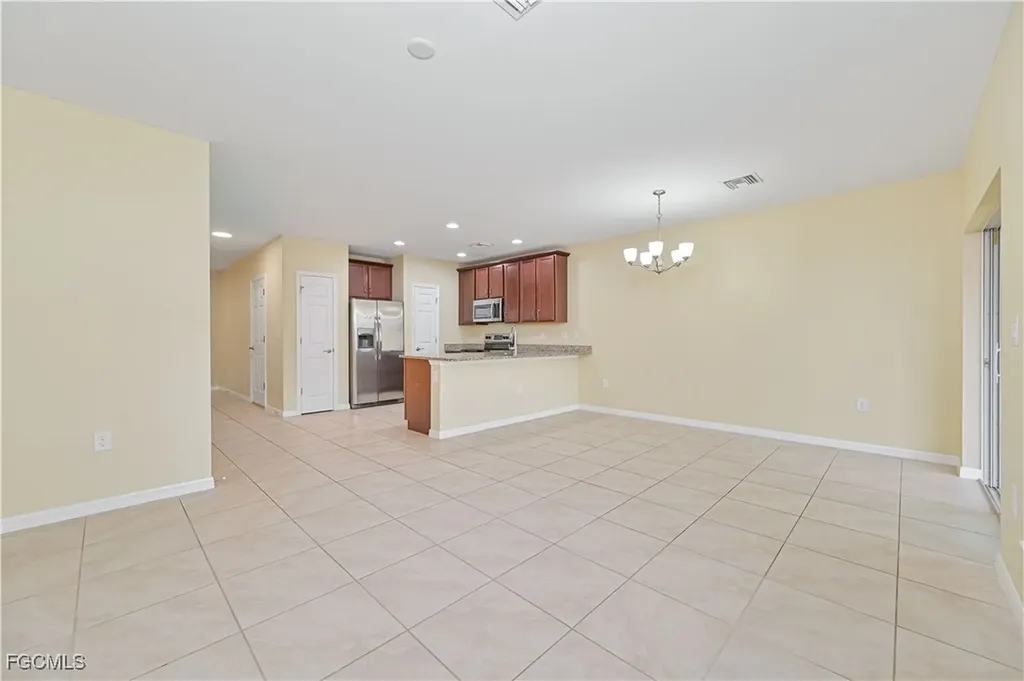 3739 Crofton Court Fort Myers FL 33916