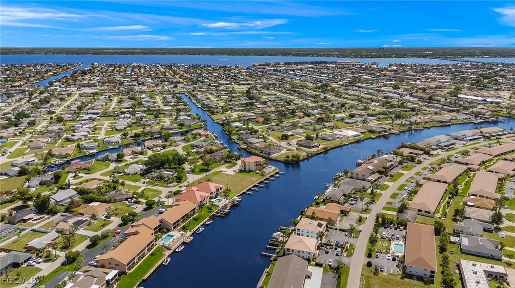 3736 SE 12th Avenue Cape Coral FL 33904